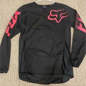 Woman’s fox jersey